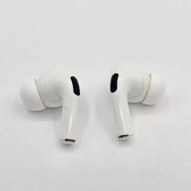 sluchawki-apple-airpods-pro-2-generacji-model-250439-1920602