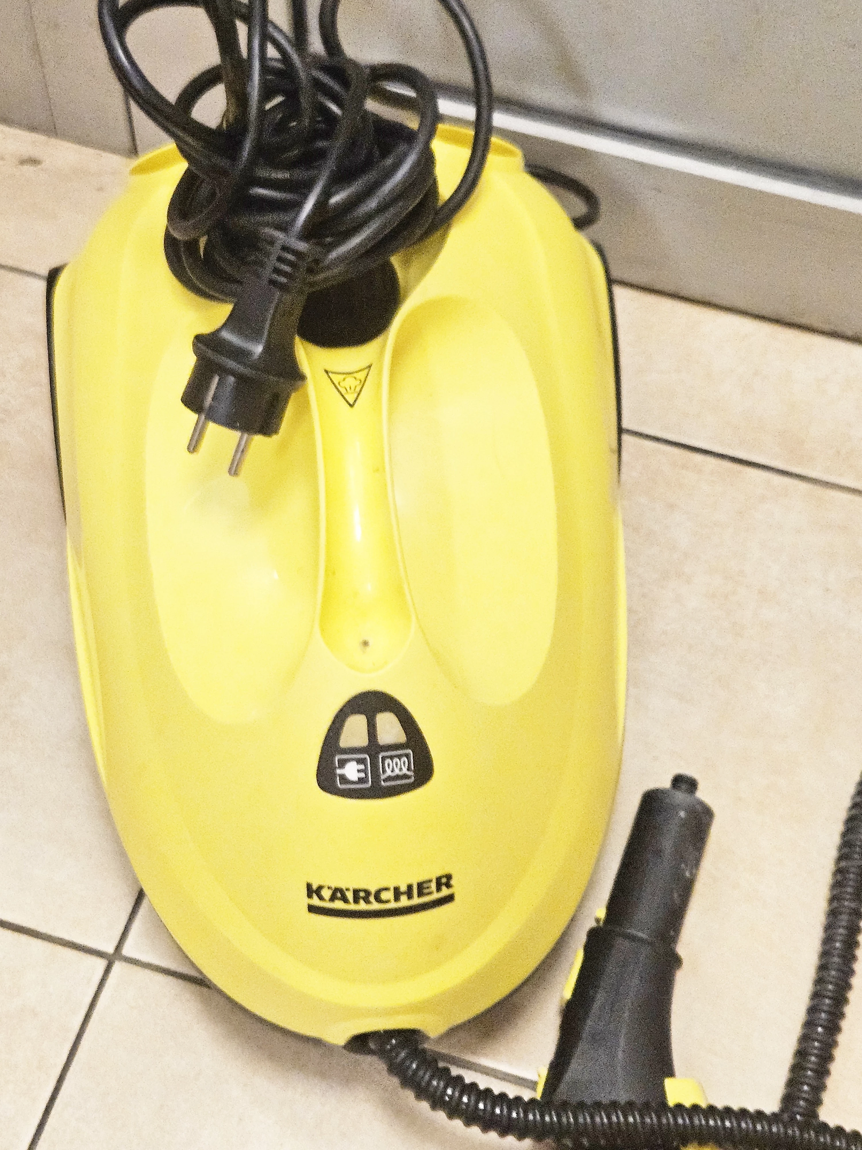 odkurzacz-workowy-karcher-kolor-dominujacy-129357-11