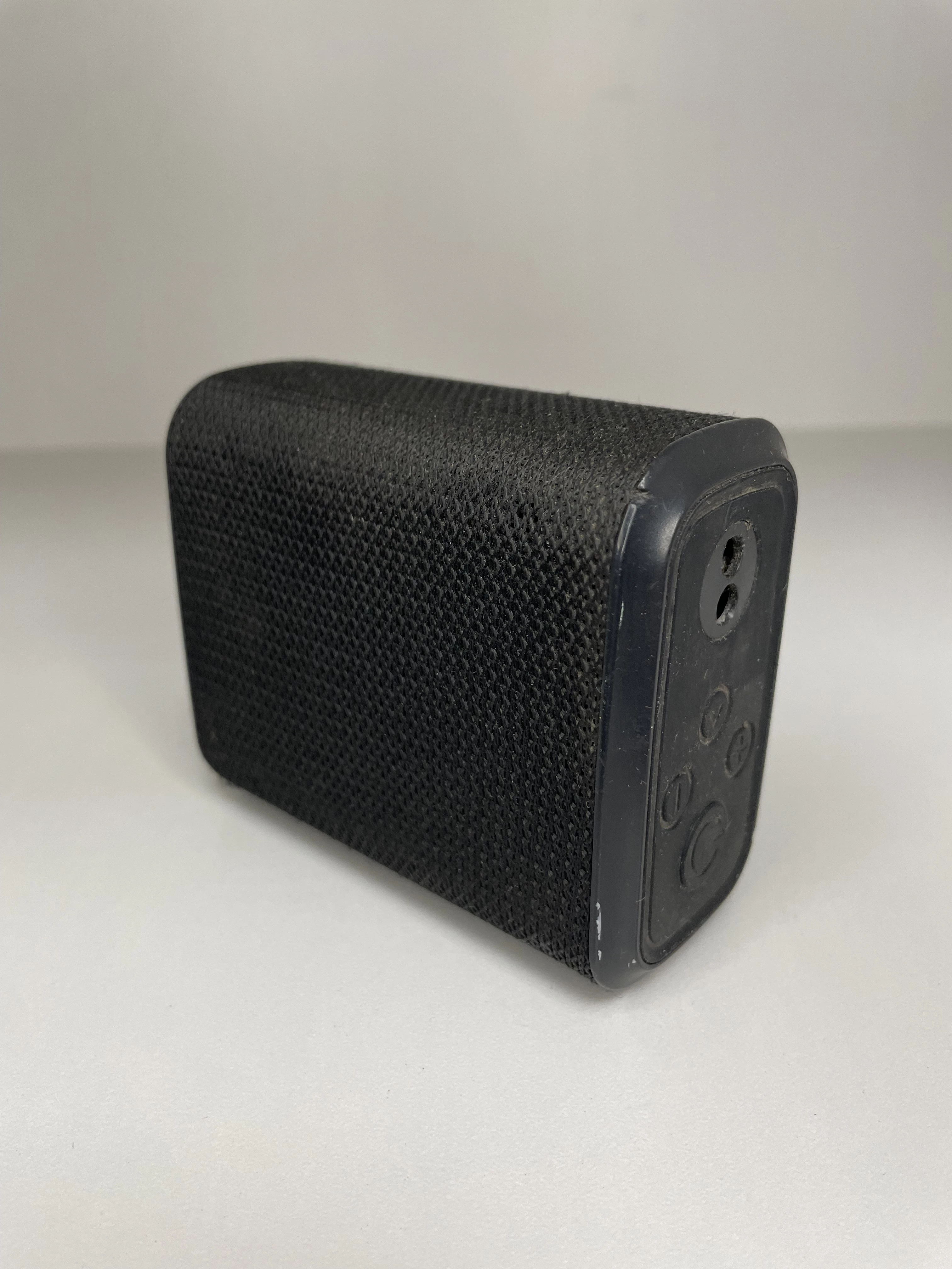 glosnik-bezprzewodowy-132561-rynek-27-ostrow