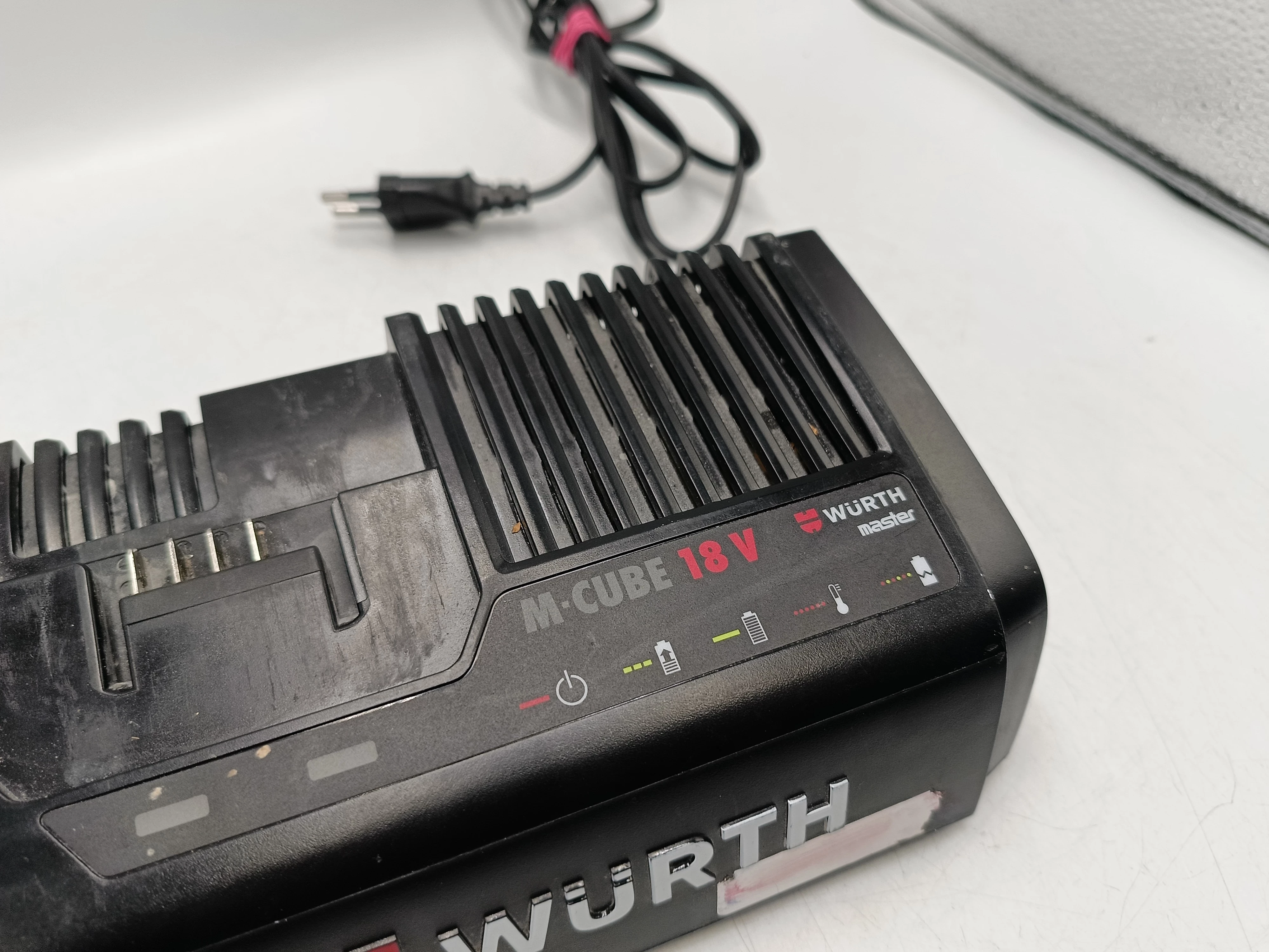 ladowarka-wurth-master-alg-186-fast-m-cube-18-stan-11323-2