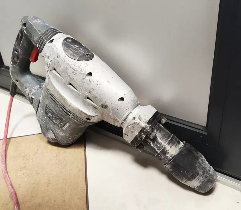 mlot-wyburzeniowy-graphite-58g8706-walizka-kod-producenta-58g868