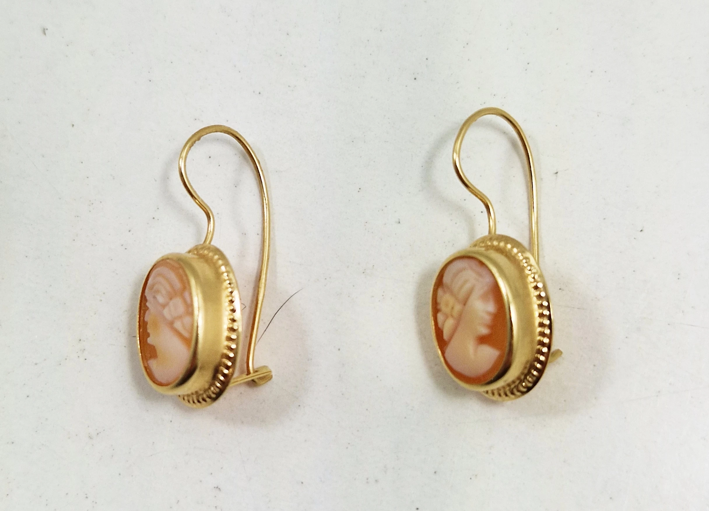 zlote-kolczyki-750-17-g-kameo-rodzaj-2205-2