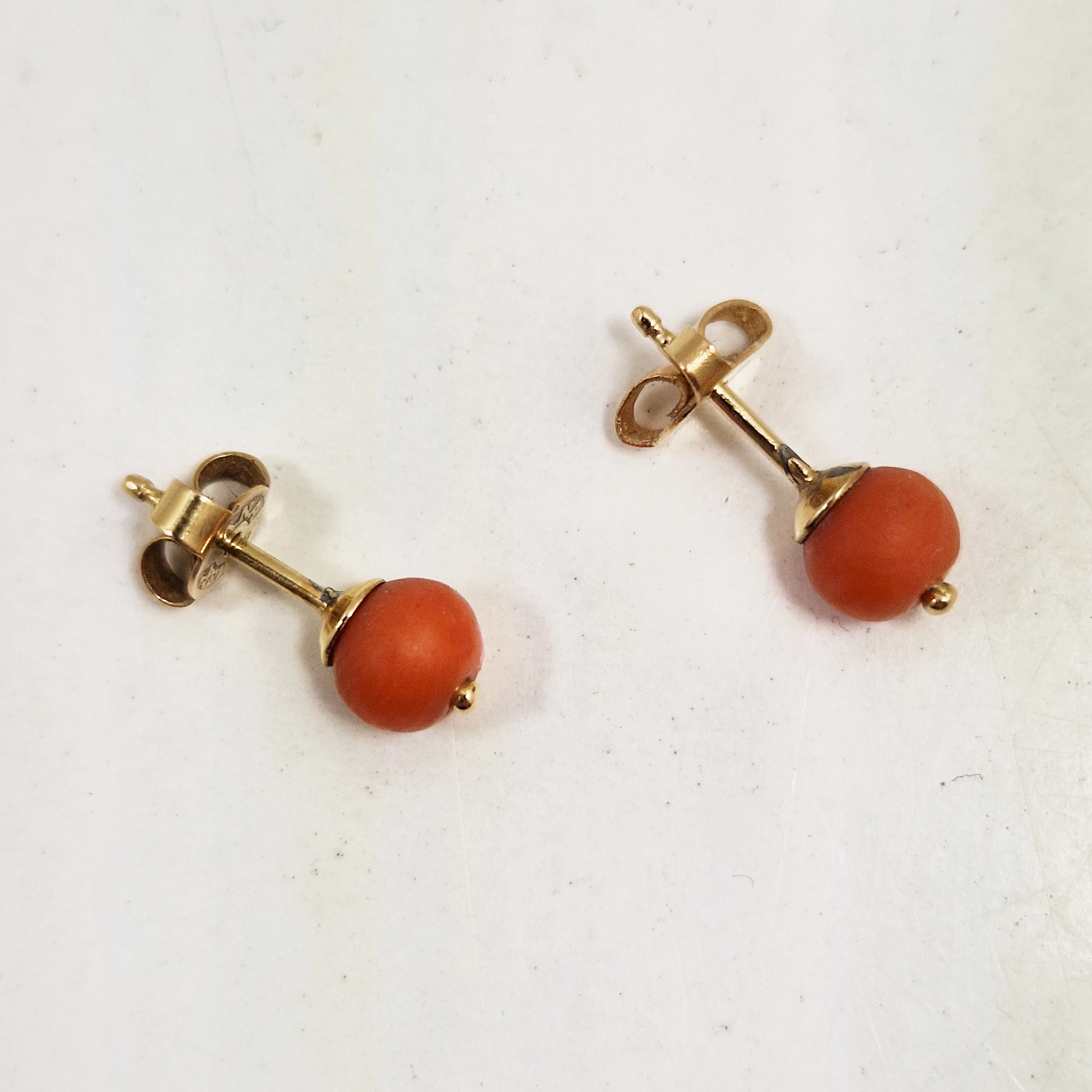 zlote-kolczyki-750-132-g-koral-rodzaj-2205-2