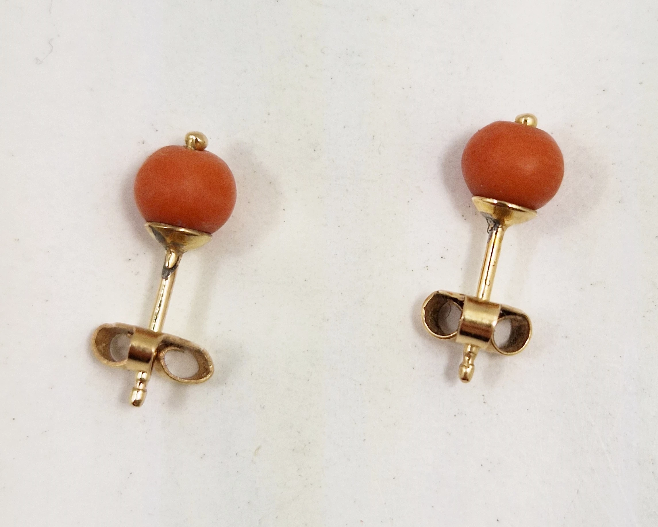 zlote-kolczyki-750-132-g-koral-rodzaj-zapiecia-2207-1