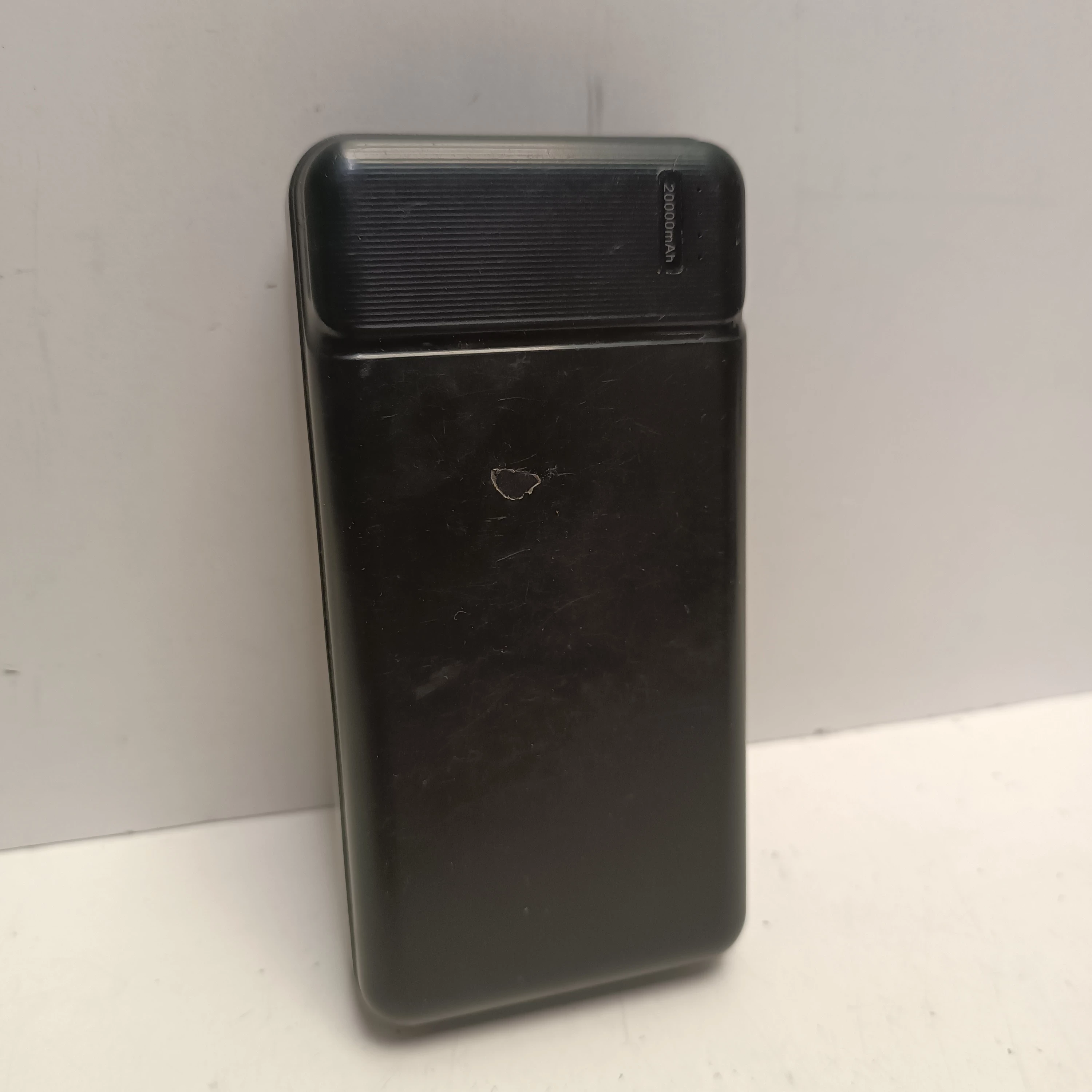 powerbank-czarny-20000mah-stan-11323-2