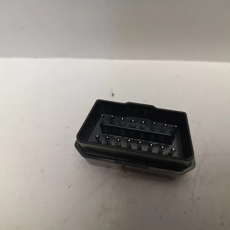 kostka-obd-ii-icar-pro-product-id-572541cd-0147-4fbf-bb03-714ac226b8d5