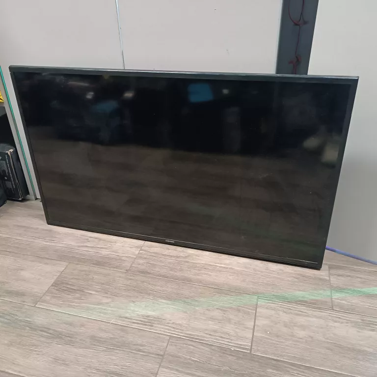 telewizor-samsung-ue43ku6079u-osiedle-teatralne-3u15-krakow