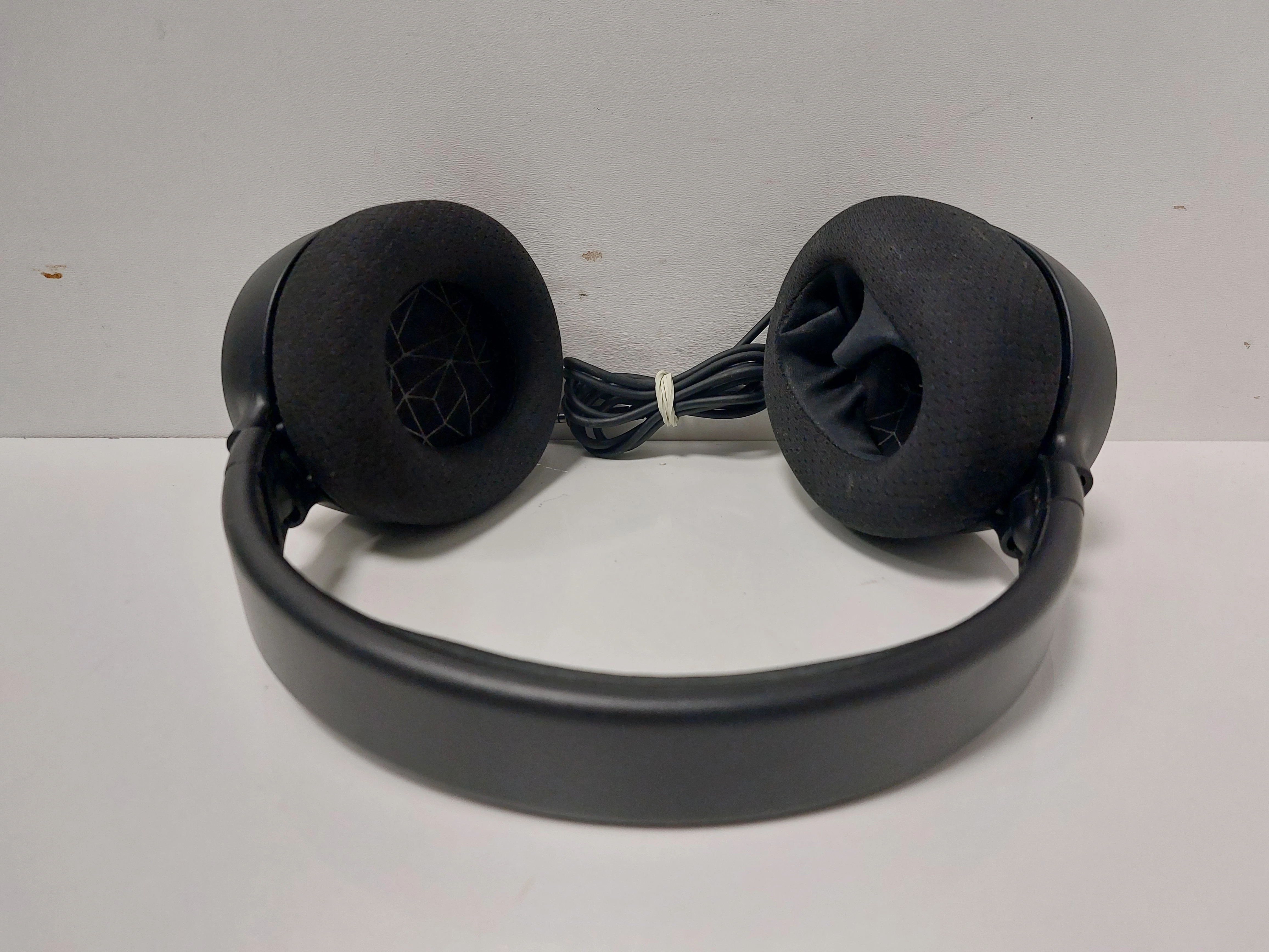 sluchawki-przewodowe-steelseries-kod-producenta-46454546548