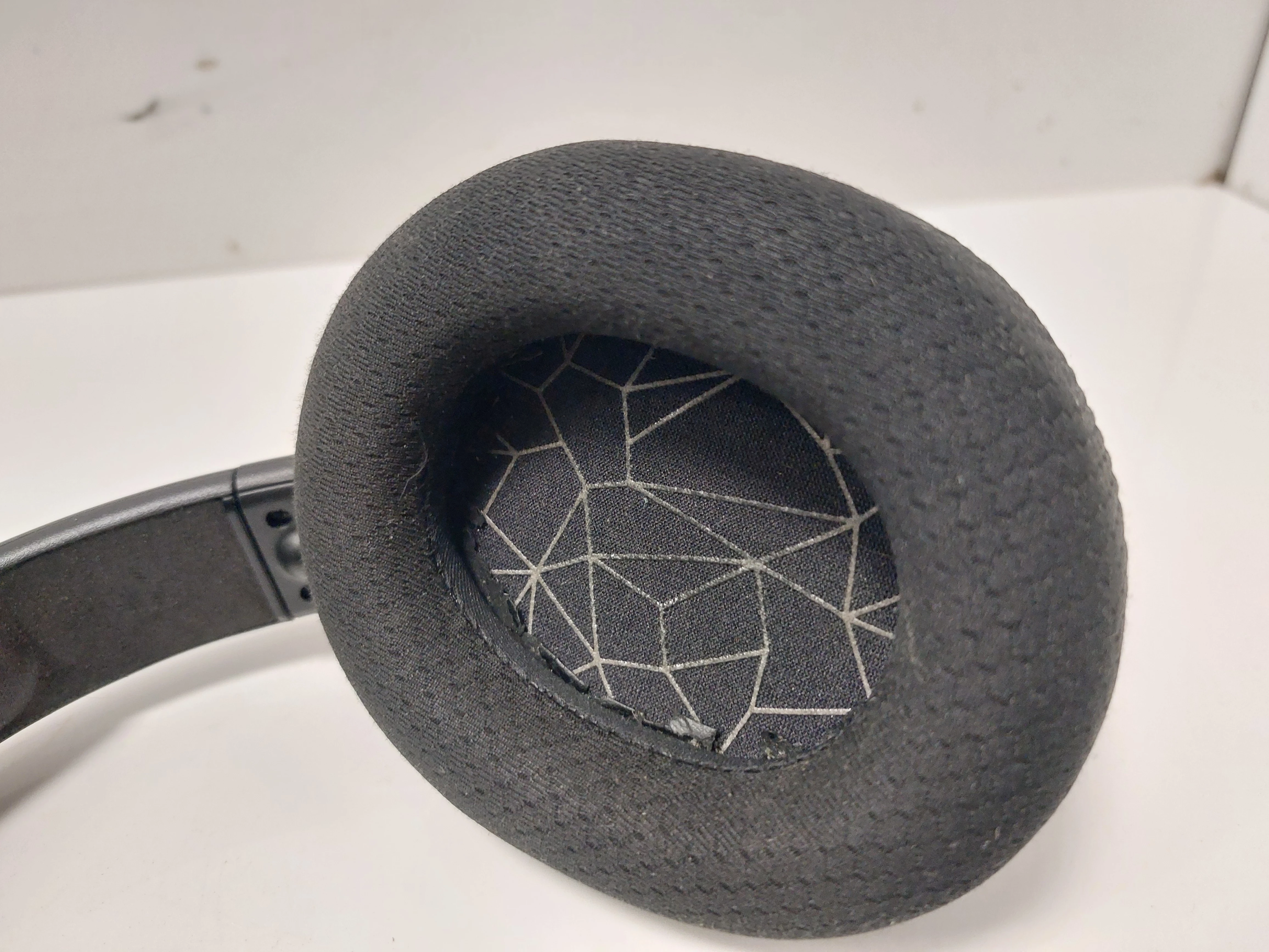 sluchawki-przewodowe-steelseries-kolor-dominujacy-129357-3