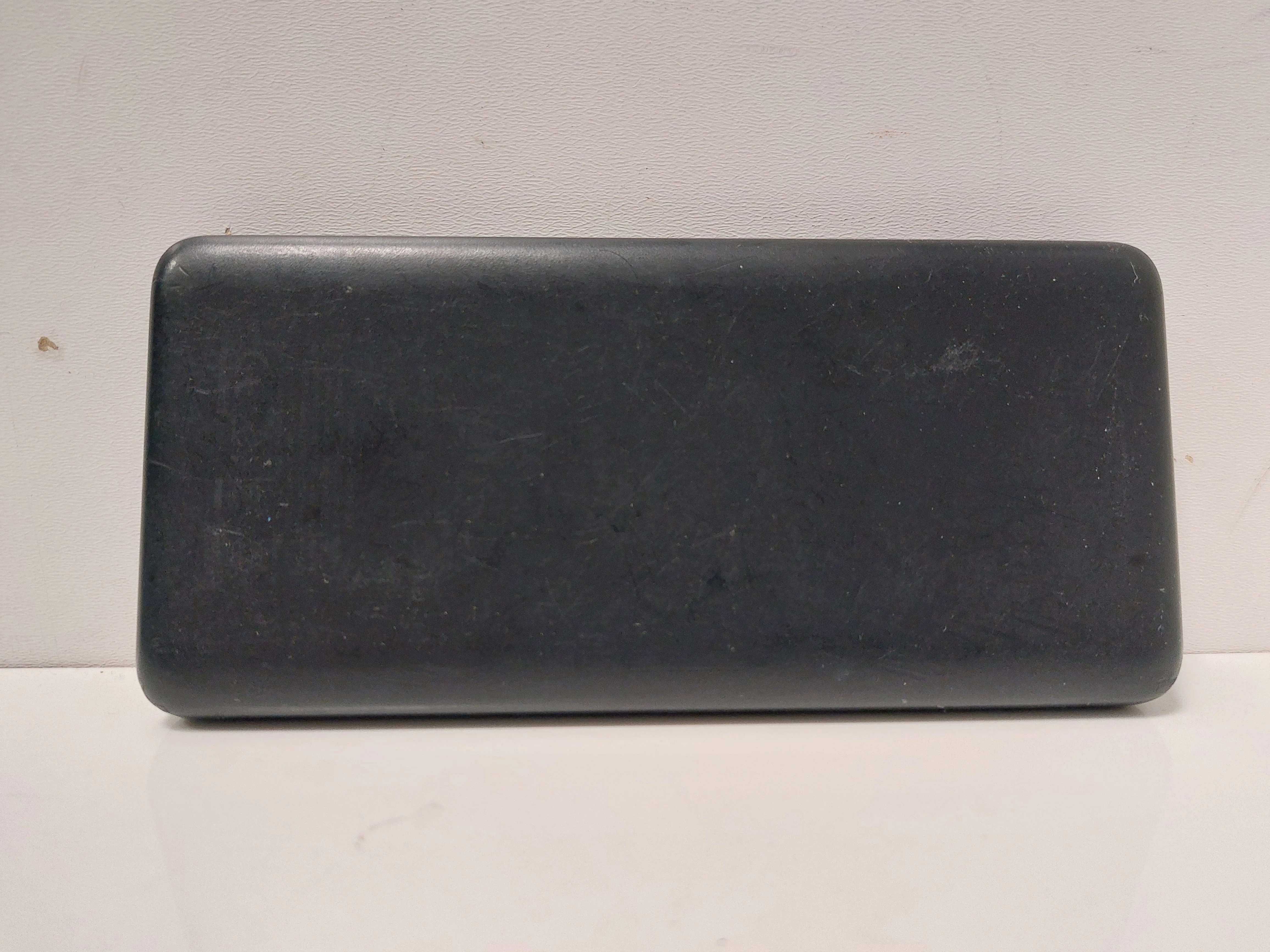 powerbank-anker-powercore-slim-10000-pojemnosc-akumulatora-10000