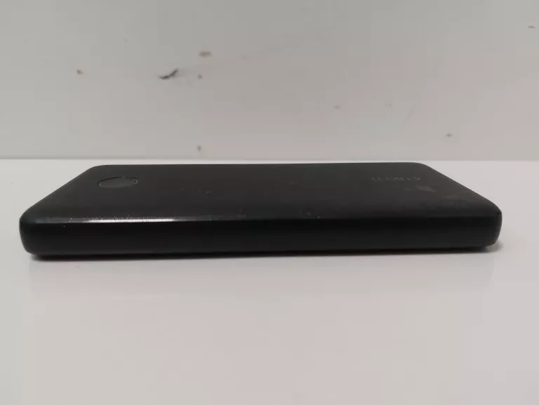 powerbank-anker-powercore-slim-10000-stan-11323-2