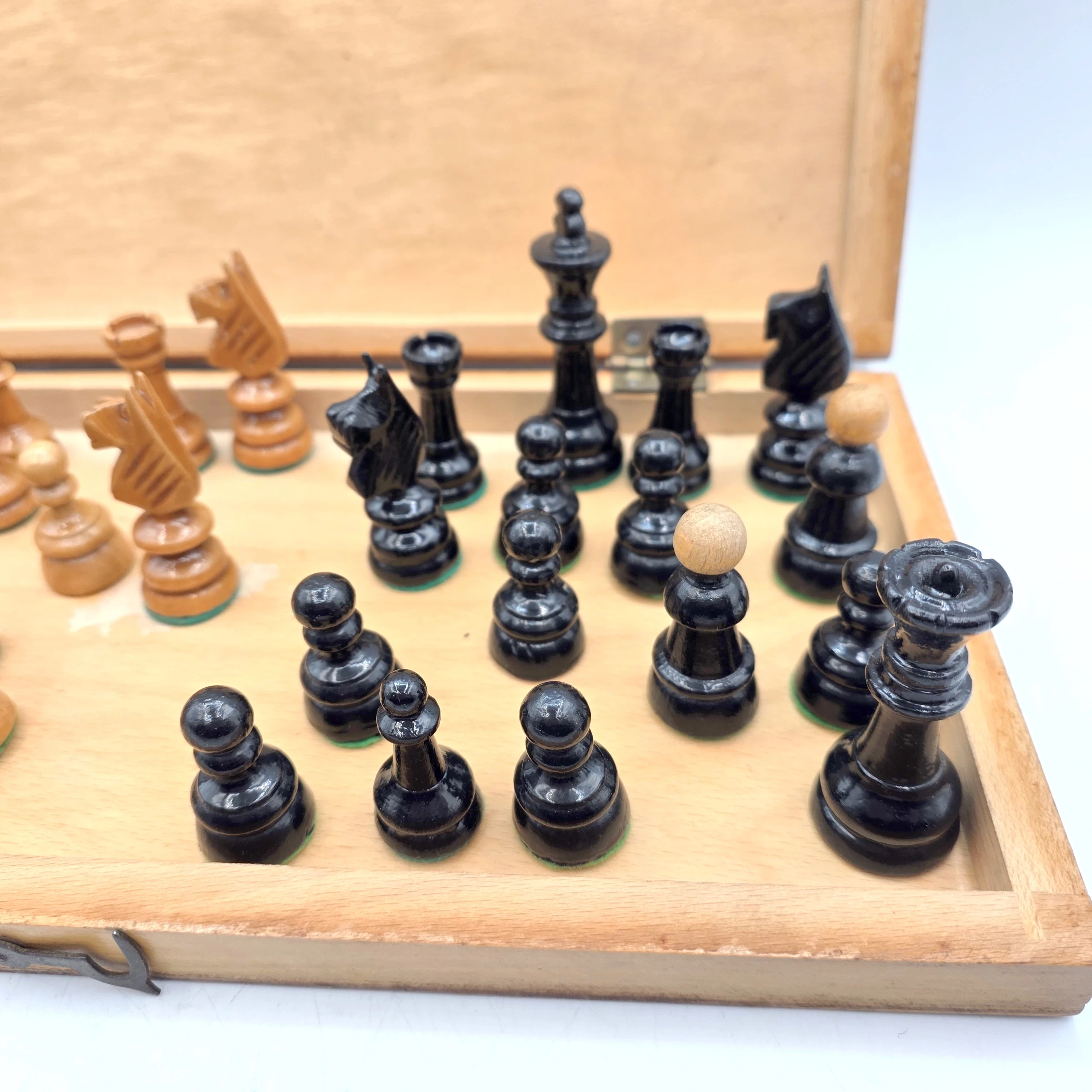 szachy-drewniane-34cmx34cm-maksymalna-liczba-graczy-130494-2