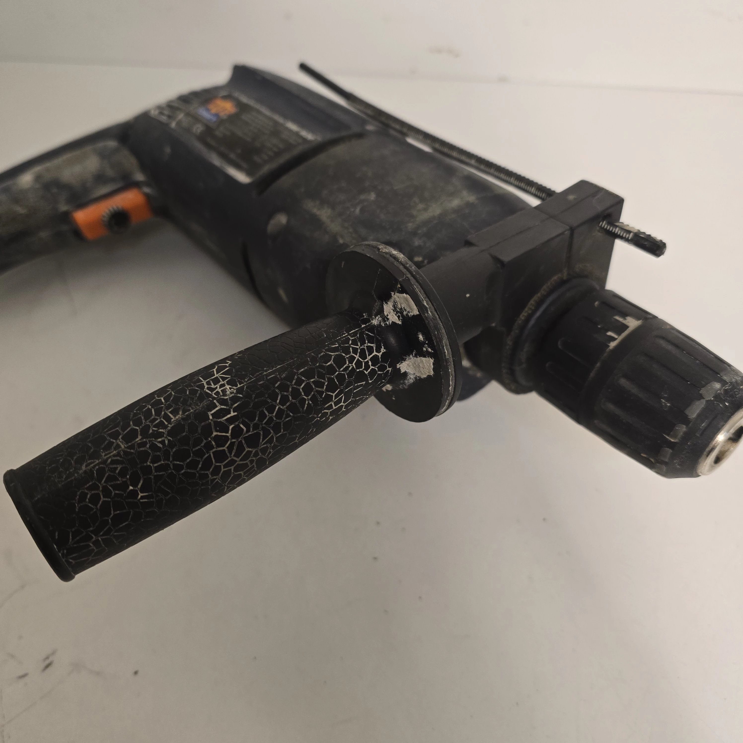 mlotowiertarka-top-craft-sbe-820-energia-udaru-100