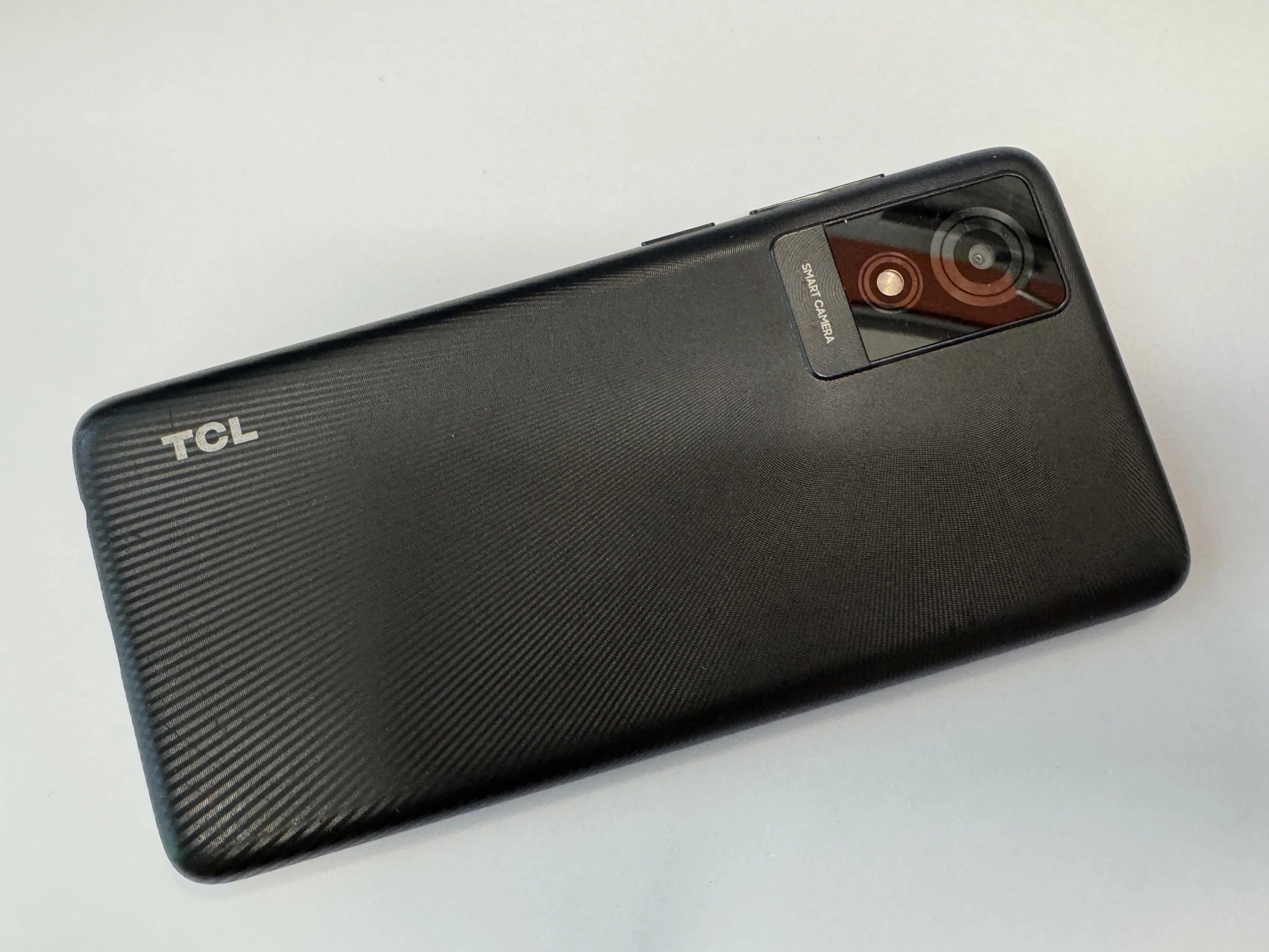 telefon-tcl-501-ean-gtin-4894461985282