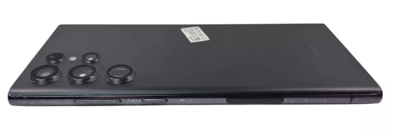 telefon-samsung-s22-ultra-przekatna-ekranu-680