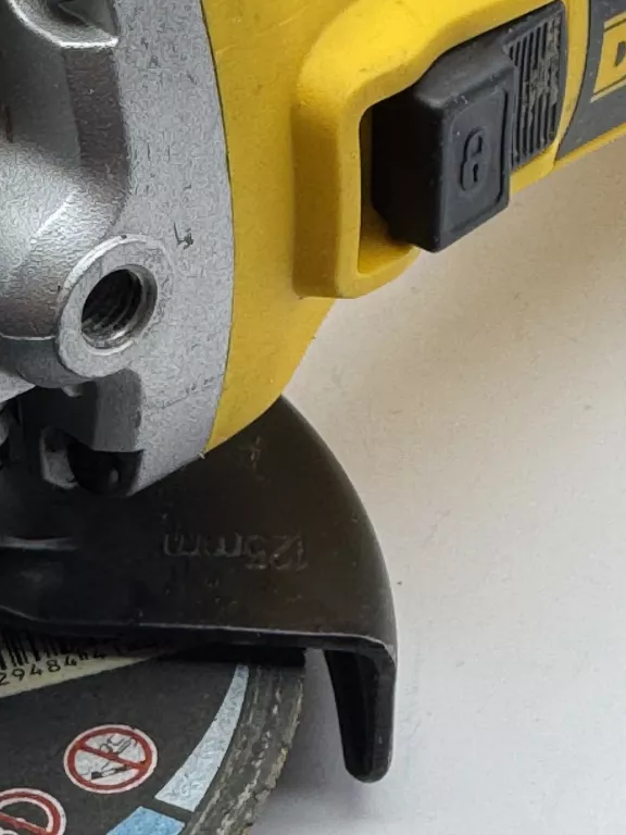 szlifierka-katowa-dewalt-dwe4117-125mm-m14-1200-obr-950w-ean-gtin-5035048740439