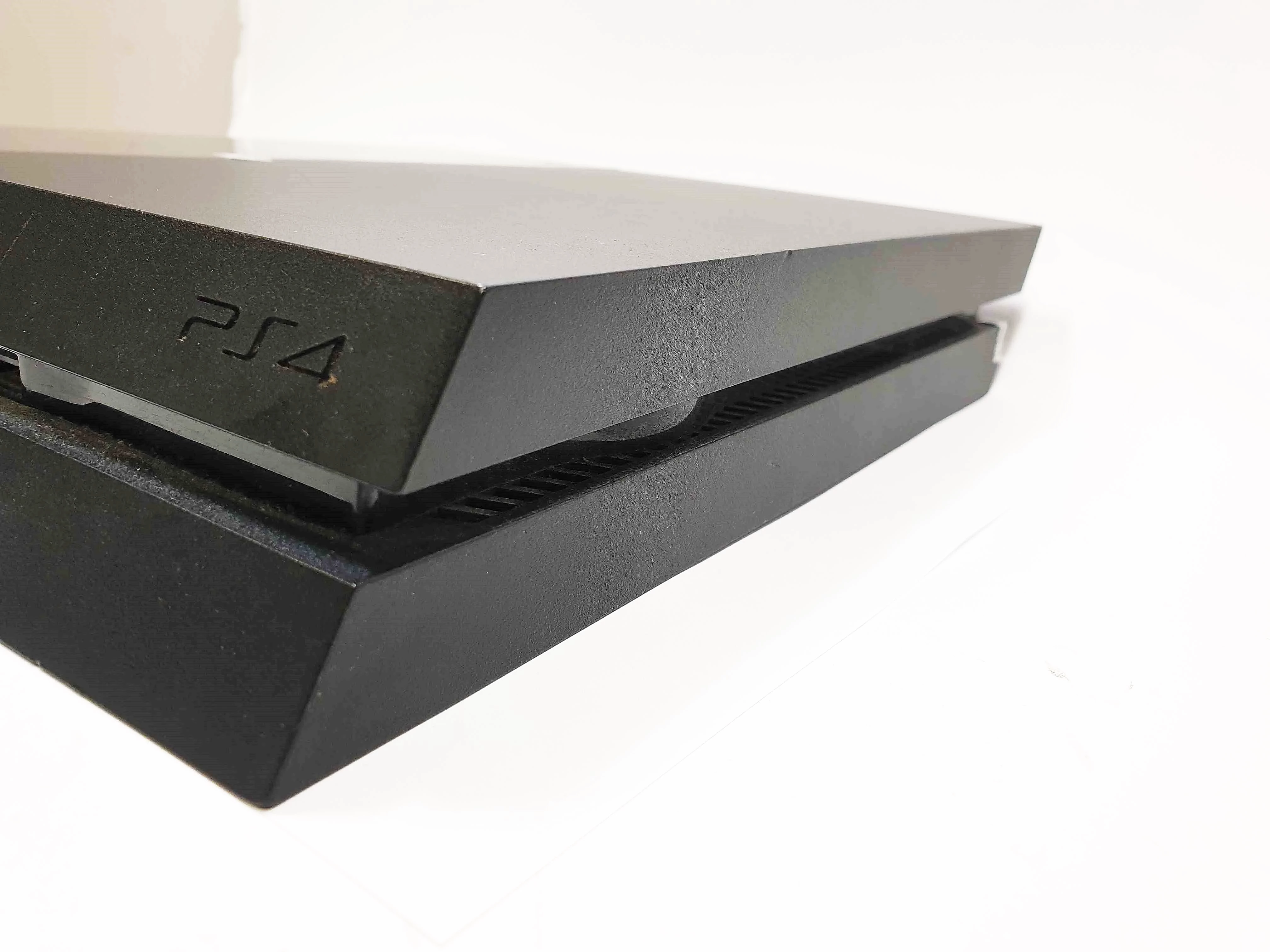 konsola-ps4-pad-500-gb-liczba-kontrolerow-w-zestawie-205994-225550