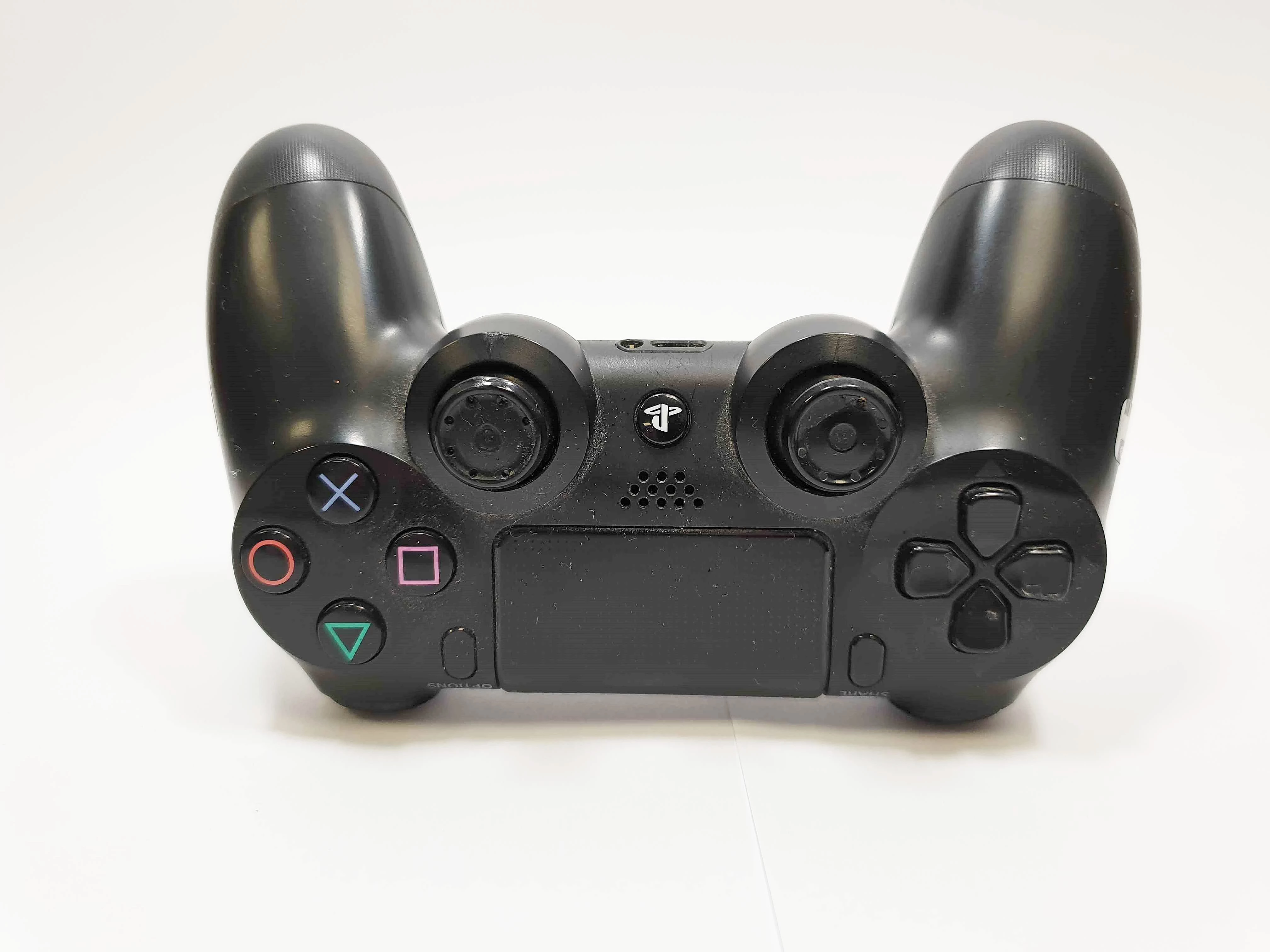 konsola-ps4-pad-500-gb-stan-11323-2