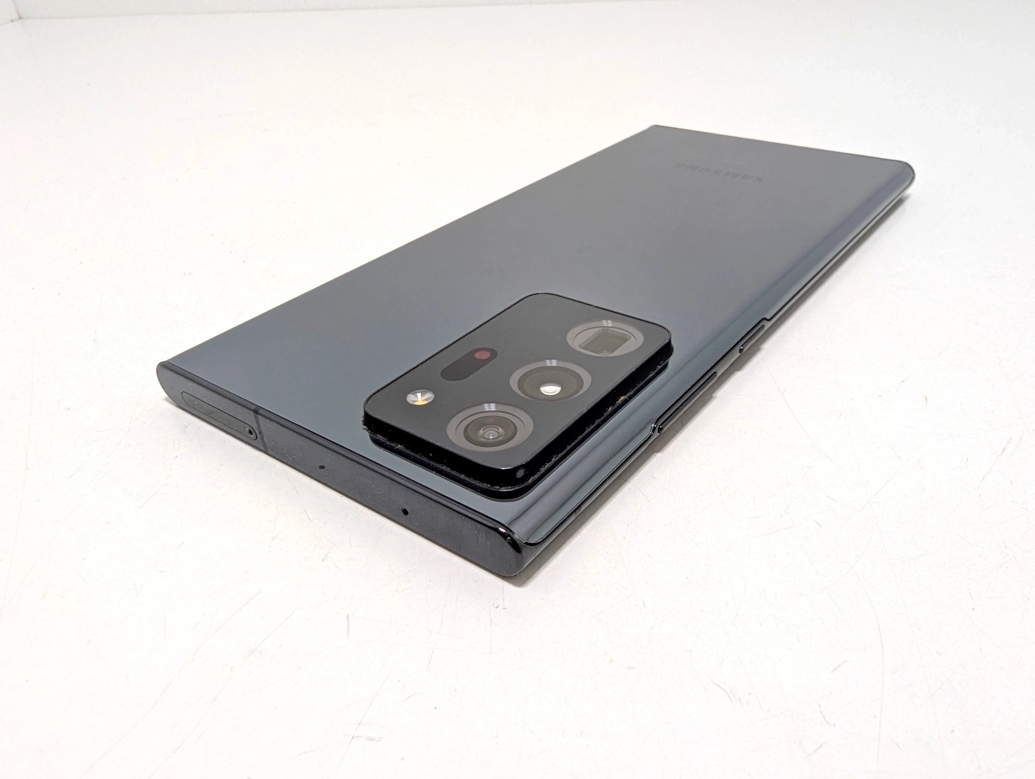 telefon-samsung-galaxy-note-20-ultra-5g-12gb256gb-przekatna-ekranu-690