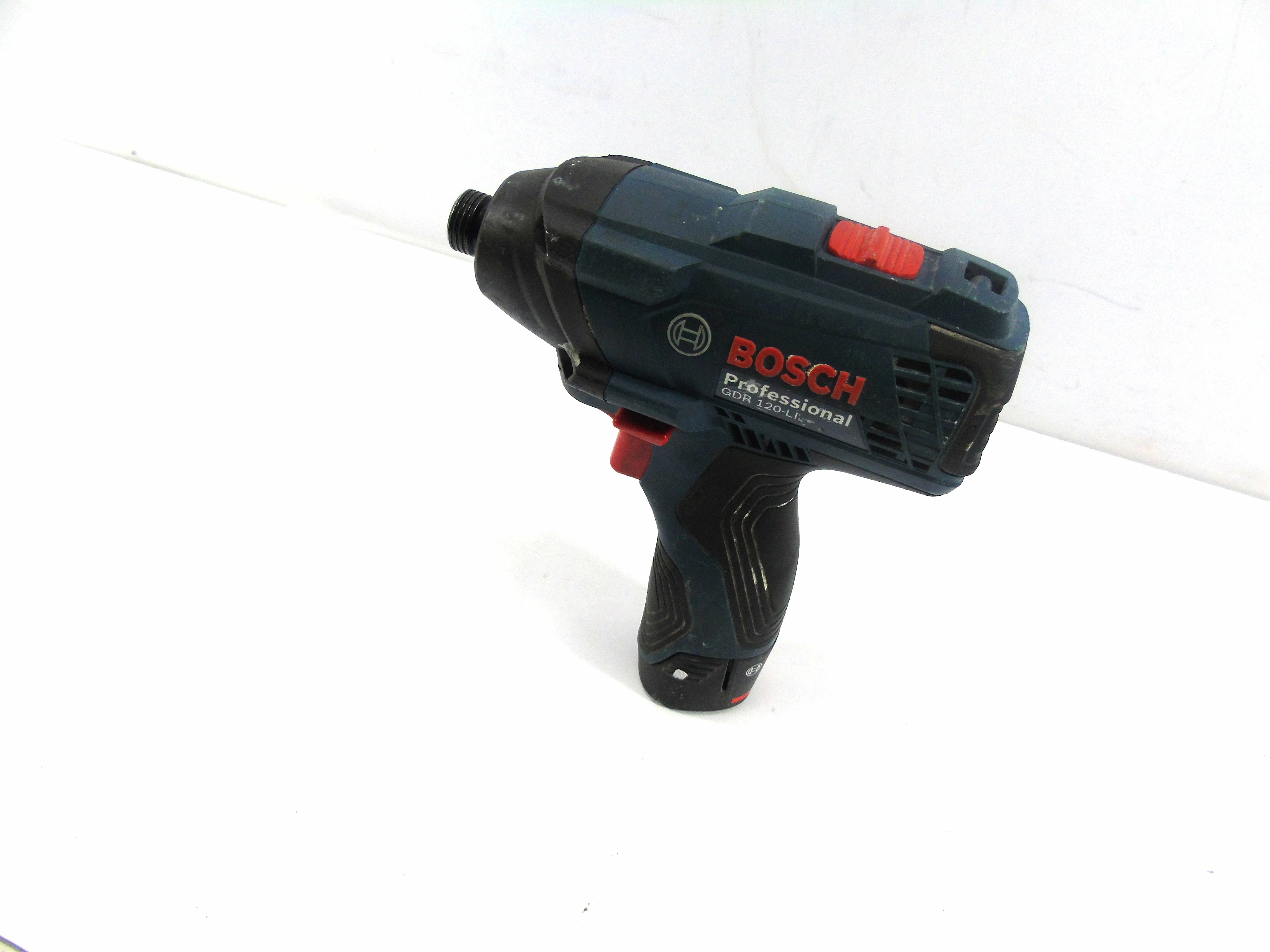 zakretarka-udarowa-bosch-professional-gdr-120-li-aku-15ah-stan-11323-2