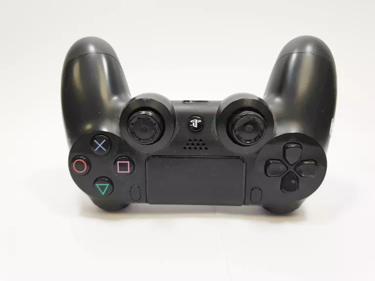 konsola-ps4-pad-500-gb-stan-11323-2