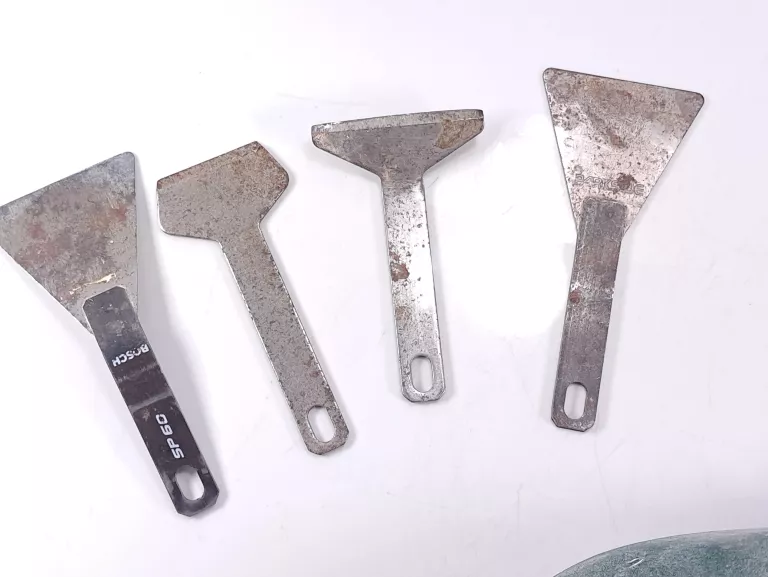 skrobak-elektryczny-bosch-pse-180e-4-koncowki-marka-248811-950093