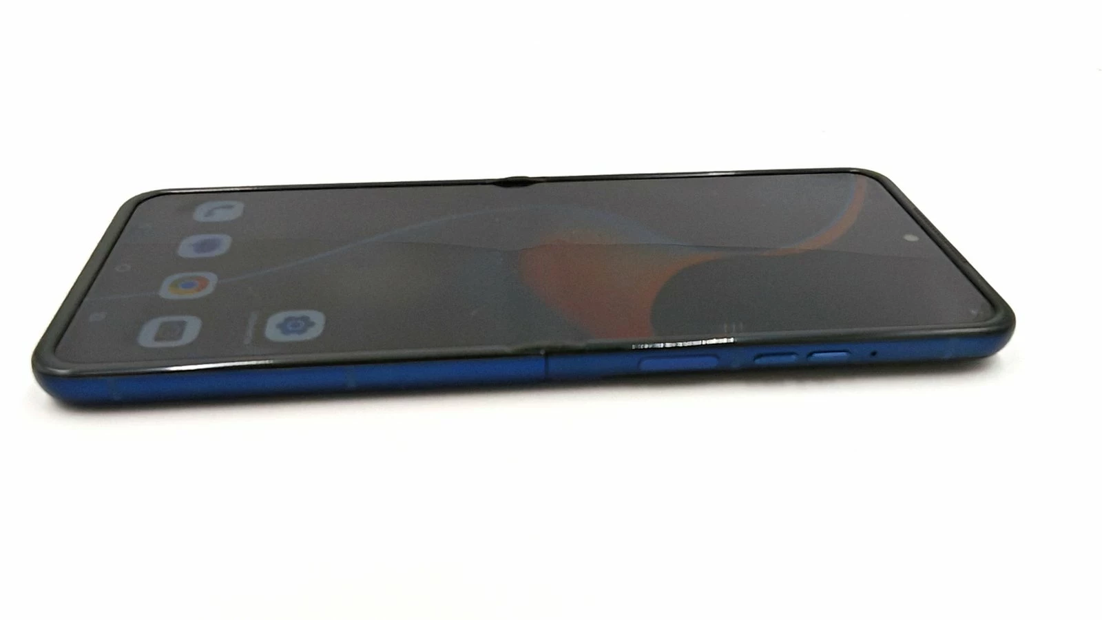 telefon-motorola-razr-60-8256-typ-202685-212929