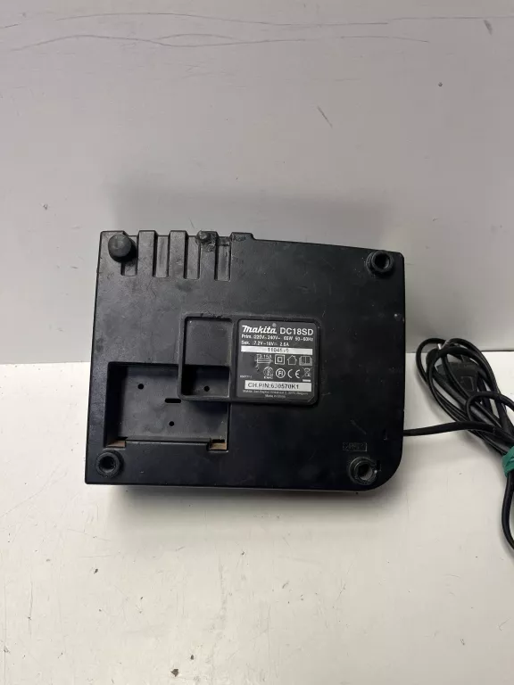 ladowarka-makita-dc18sd-marka-248811-950929