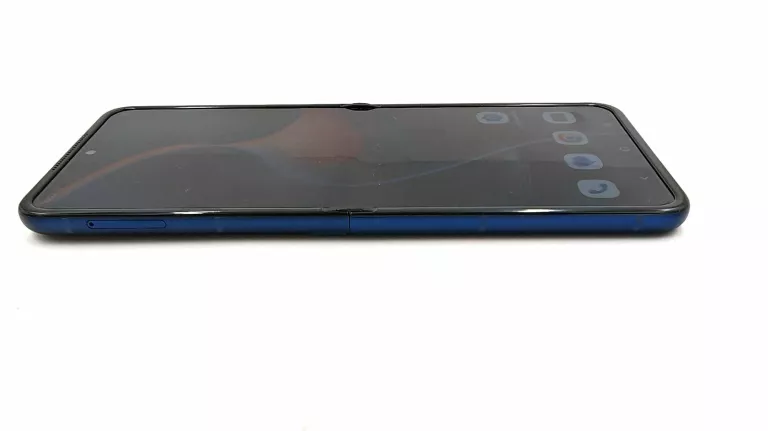 telefon-motorola-razr-60-8256-stan-11323-2