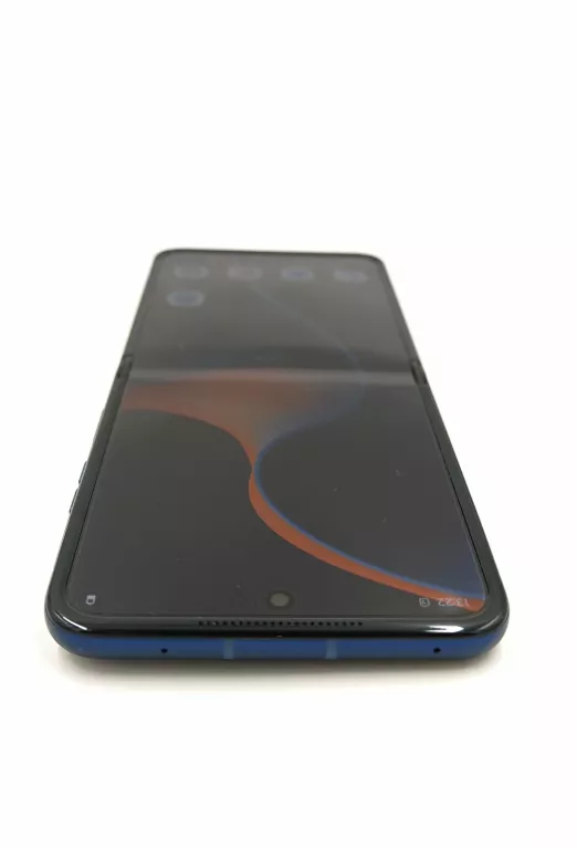 telefon-motorola-razr-60-8256-kod-producenta-xt2553-1