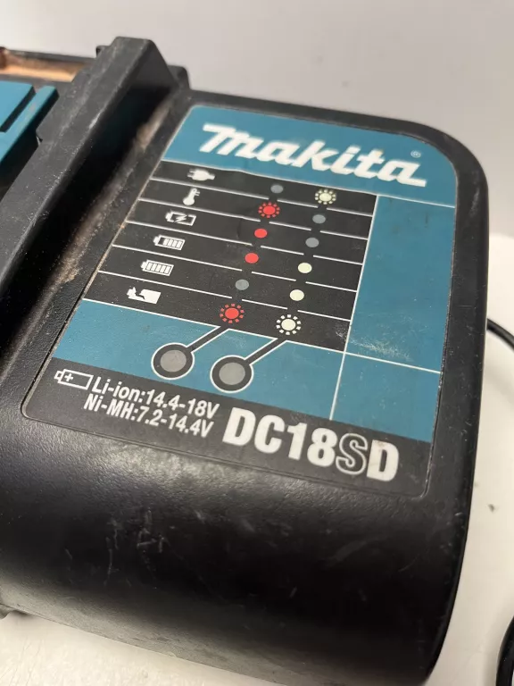 ladowarka-makita-dc18sd-stan-11323-2