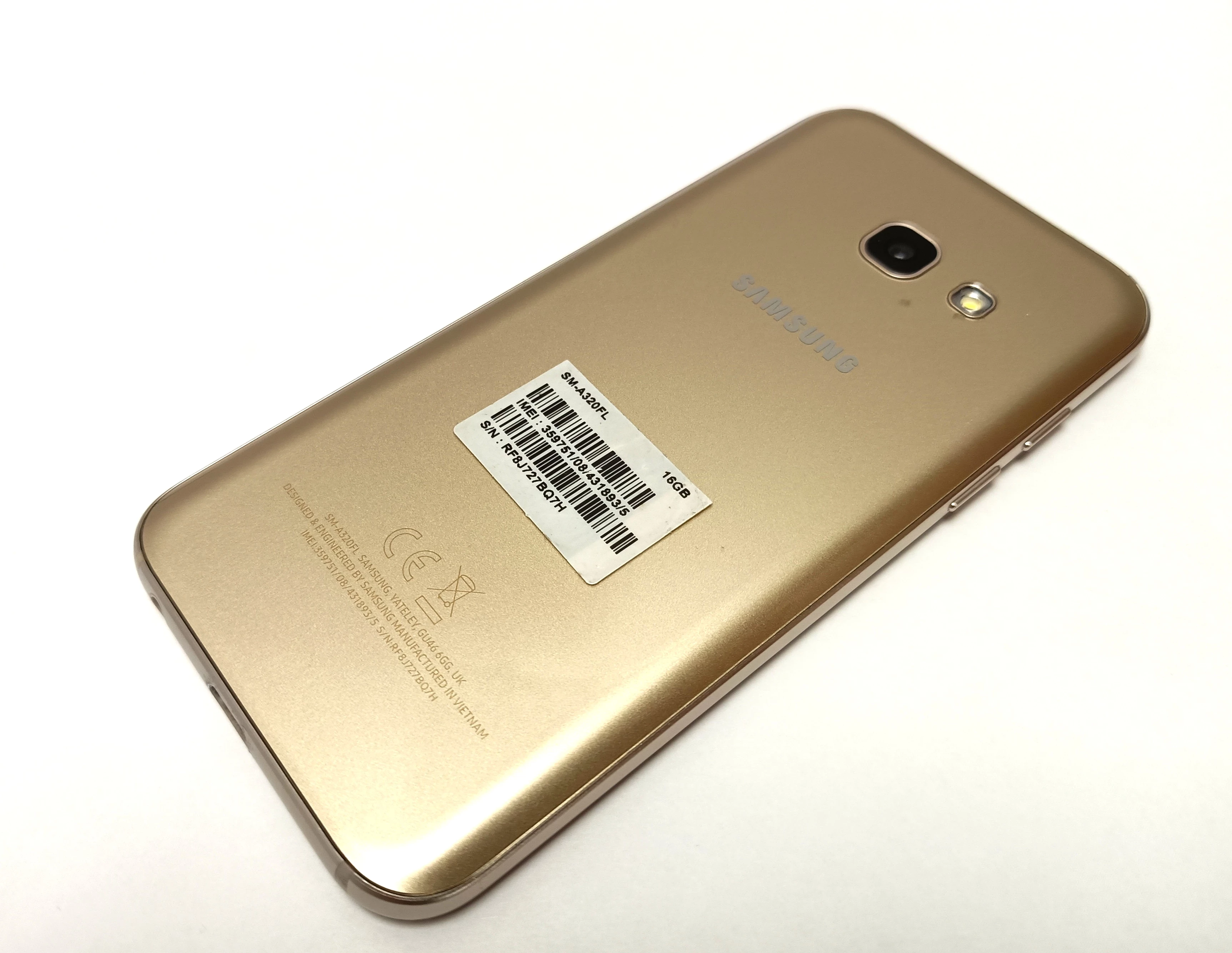 telefon-samsung-galaxy-a3-2017-typ-202685-212929