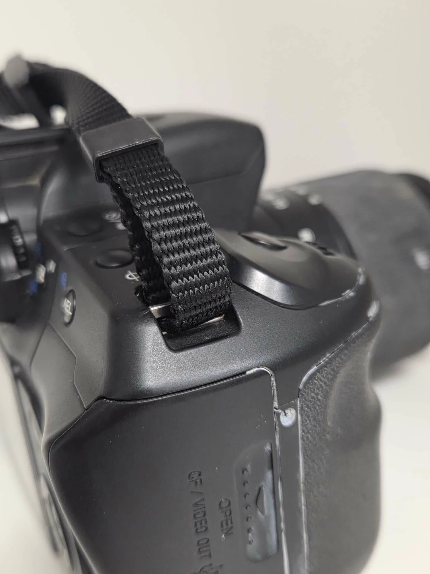 aparat-sony-dslr-a200-rozdzielczosc-1000