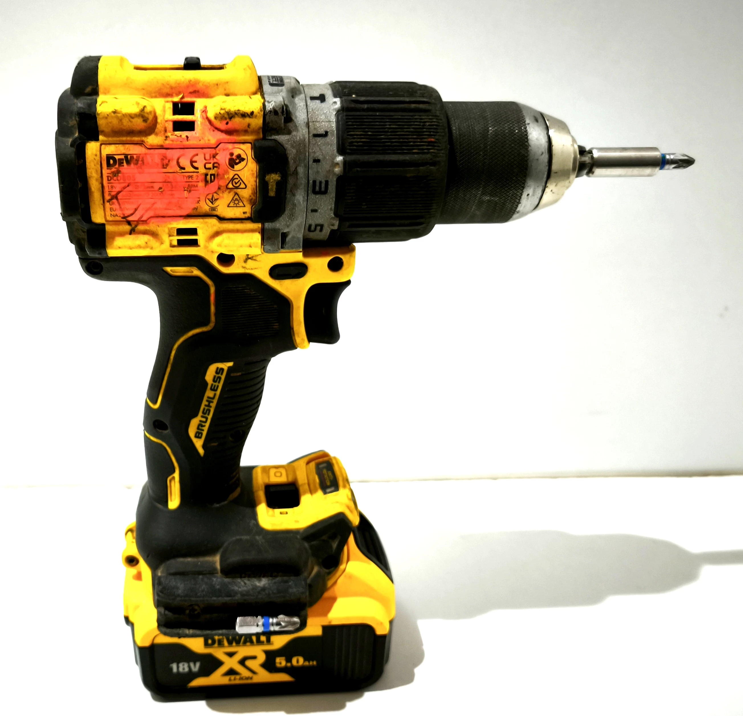 wkretarka-dewalt-dcd805-stan-11323-2