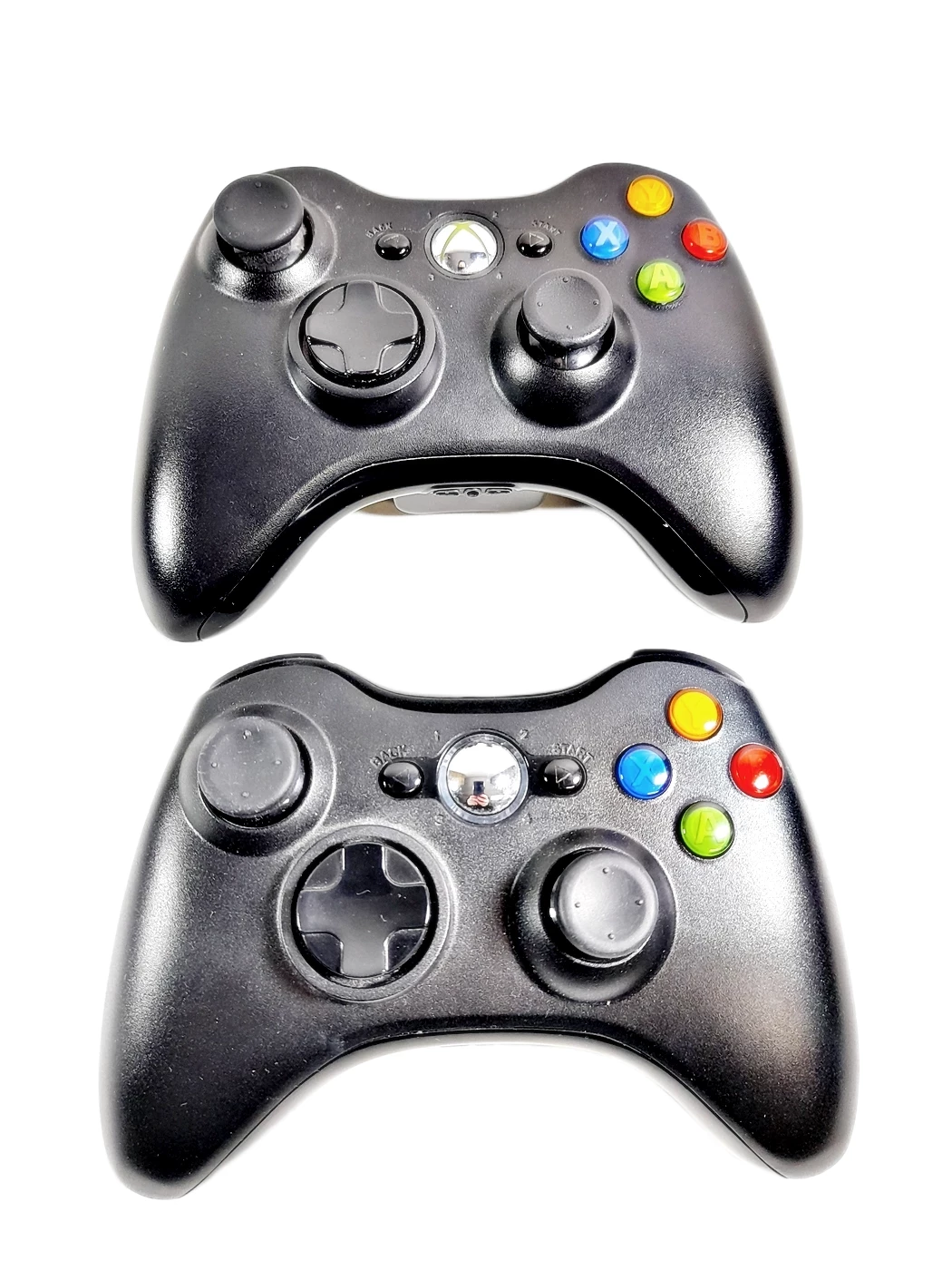 konsola-xbox-360-500-gb-dwa-pady-kinekt-model-1538