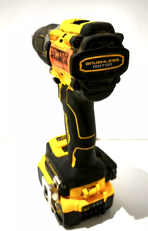 wkretarka-dewalt-dcd805-pojemnosc-akumulatora-000