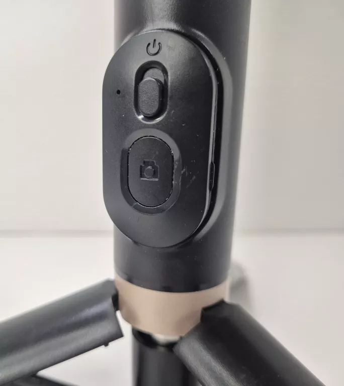 selfie-stick-czarny-bt-kod-producenta-uchwyt-na-smartphone-kamer-bluetooth-do-zdjec