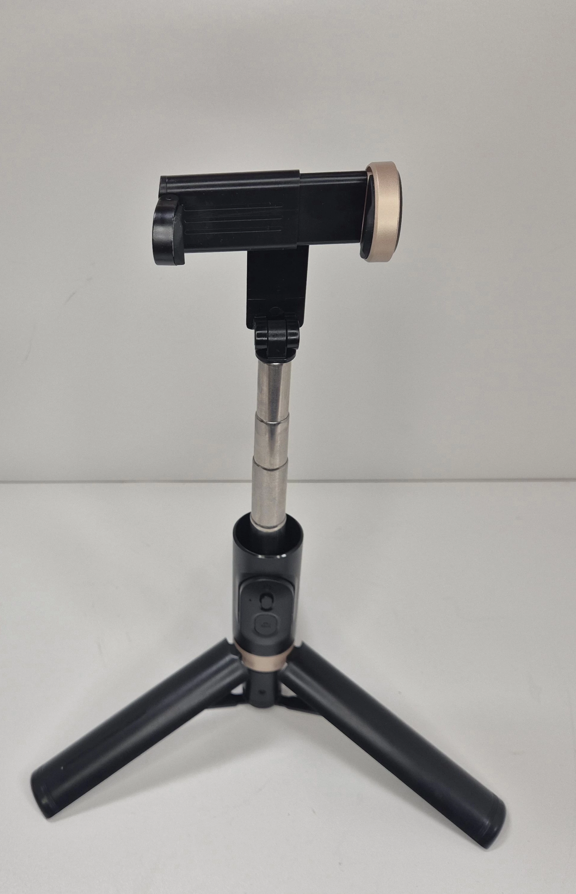 selfie-stick-czarny-bt-kolejowa-7-ostrow-wielkopolski-sj