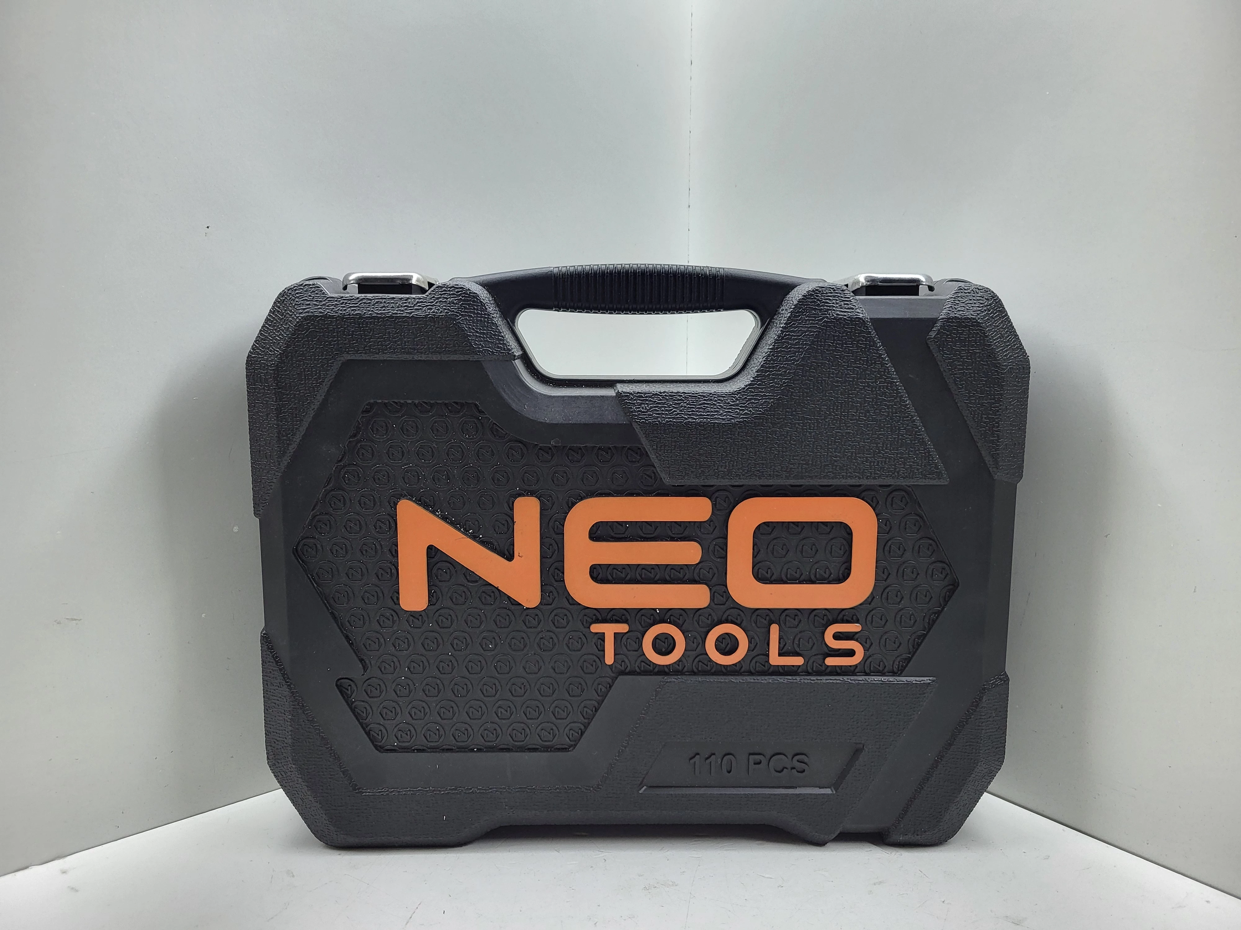 zestaw-kluczy-nasadowych-neo-tools-110-pcs-ean-gtin-5906692018161