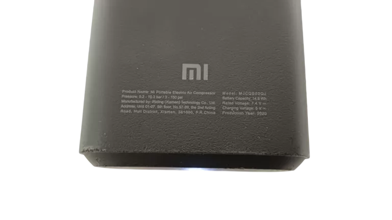 elektryczna-pompka-przenosna-xiaom-model-pompka-rowerowa-elektryczna-przenosna