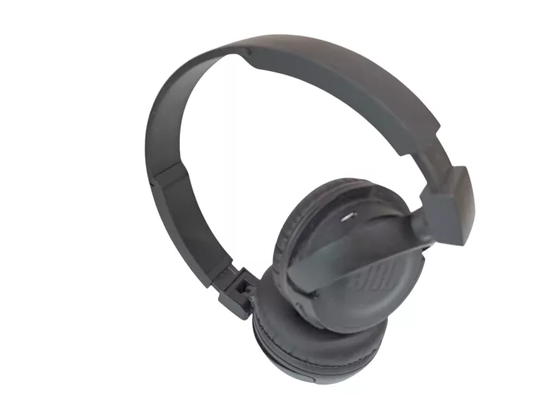 sluchawki-bezprzewodowe-bt-jbl-t460bt-stan-11323-2