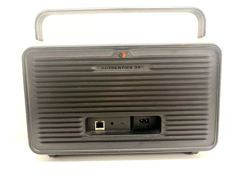 glosnik-mobilny-jbl-authentics-300-czarny-kod-producenta-auth300blk