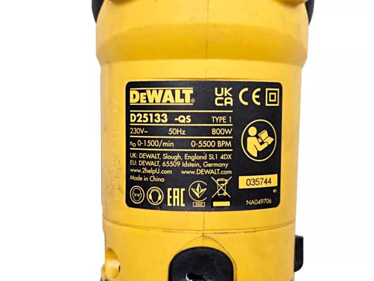 mlotowiertarka-przewodowa-dewalt-d25133-230v-800w-sds-plus-26j-walizka-energia-udaru-260