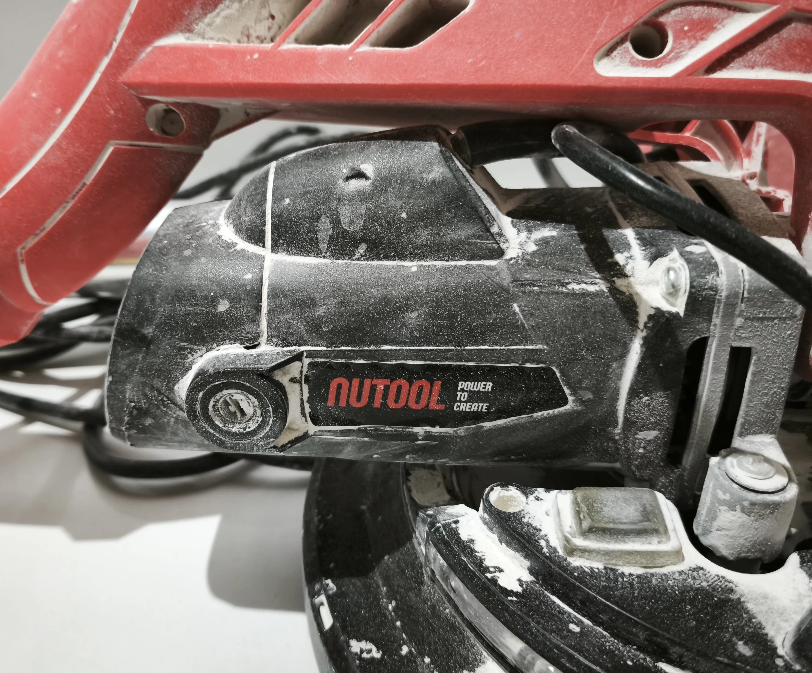 szlifierka-do-gipsu-nutool-nds710r-rodzaj-zasilania-128529-1