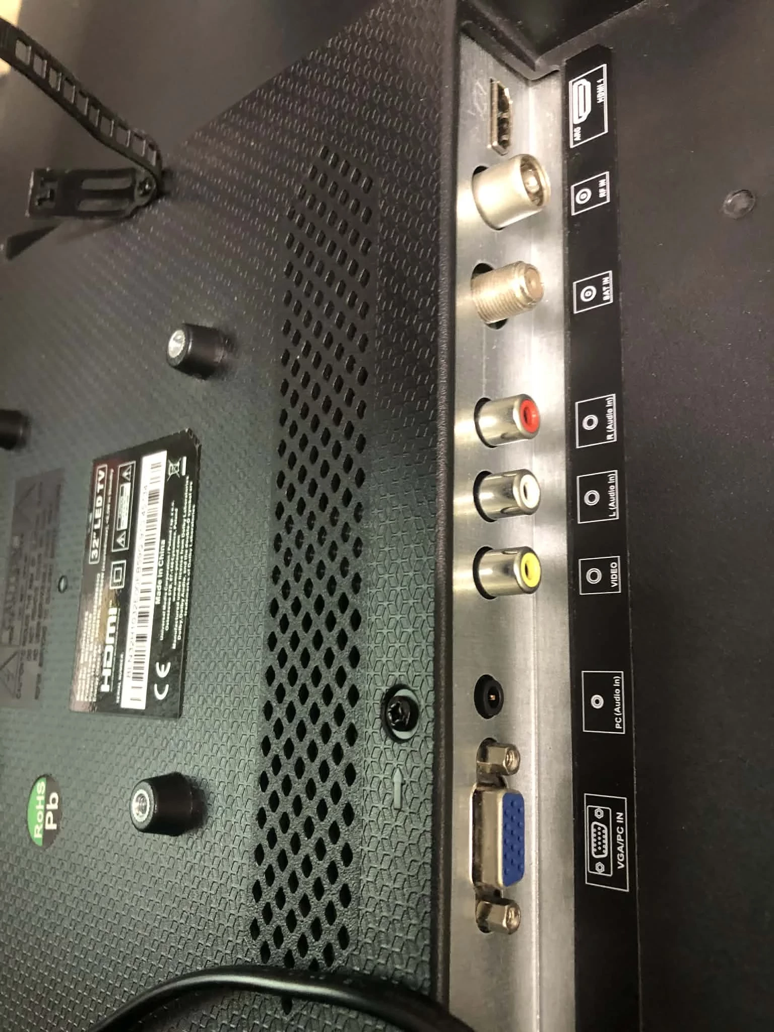 telewizor-led-blaupunkt-bn32h1032eeb-przekatna-ekranu-cale-3200