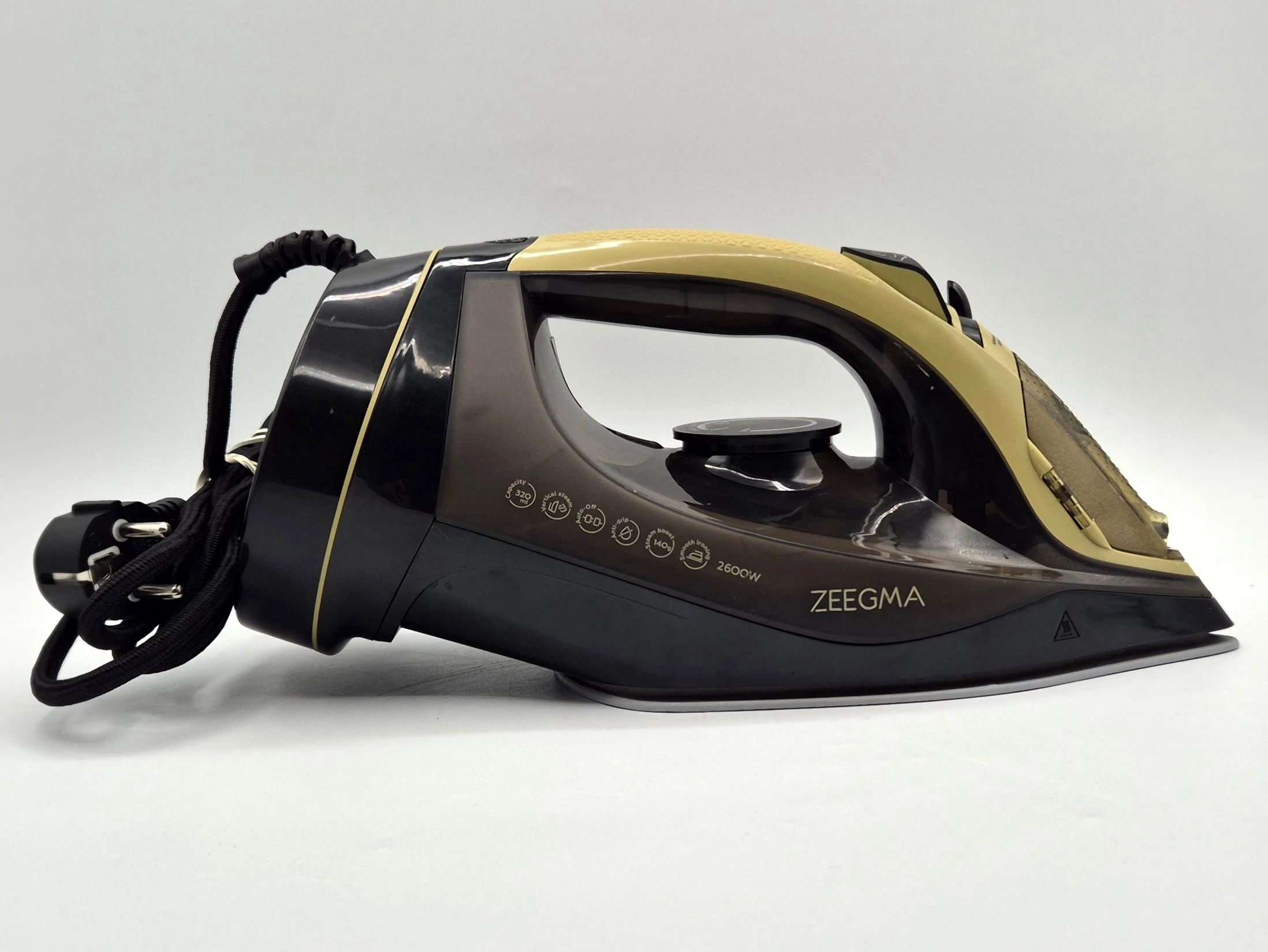 zelazko-parowe-bezprzewodowe-zeegma-ironee-2600w-stan-11323-2