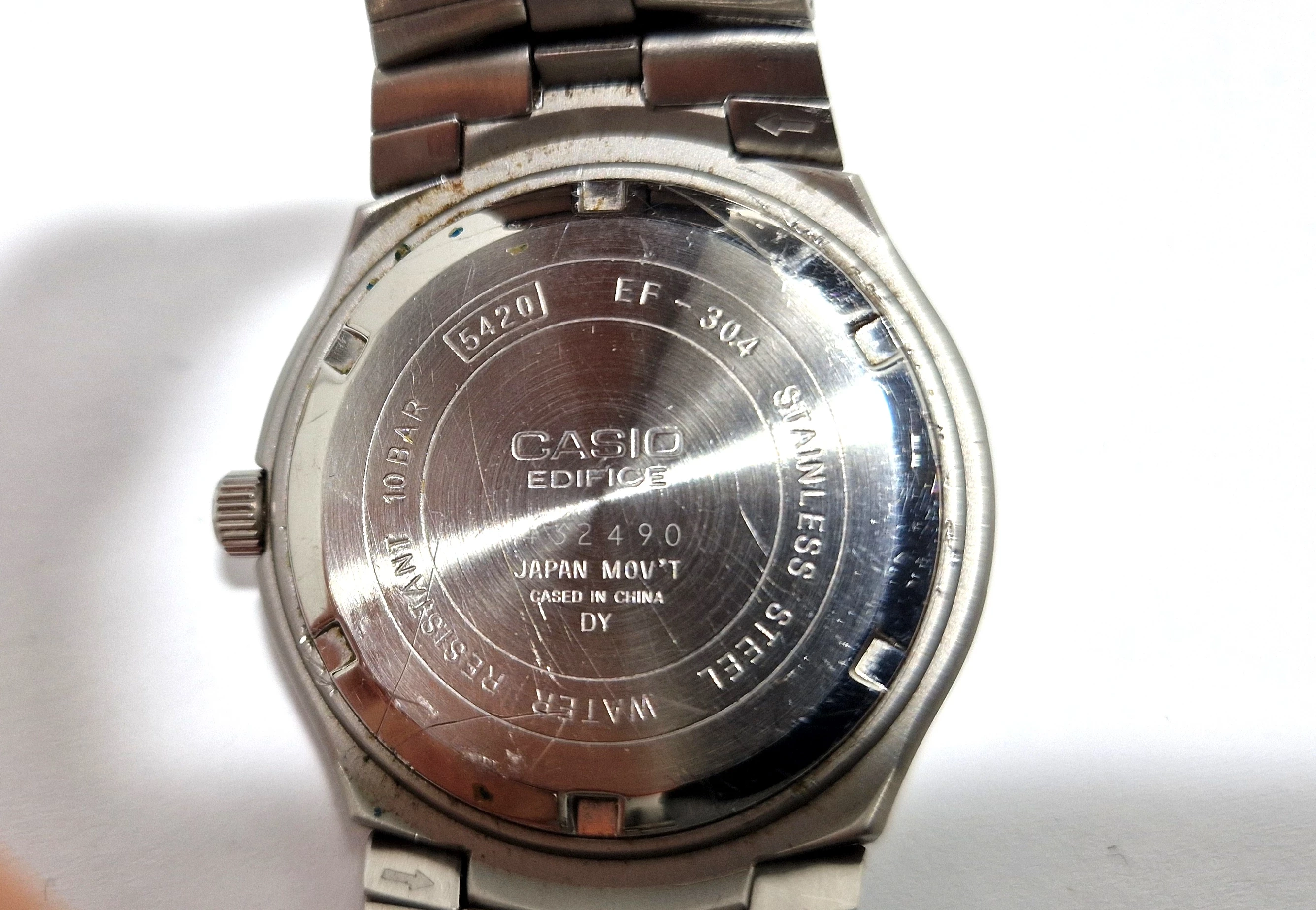 zegarek-casio-edifice-ef-304-5420-ksztalt-koperty-129223-2
