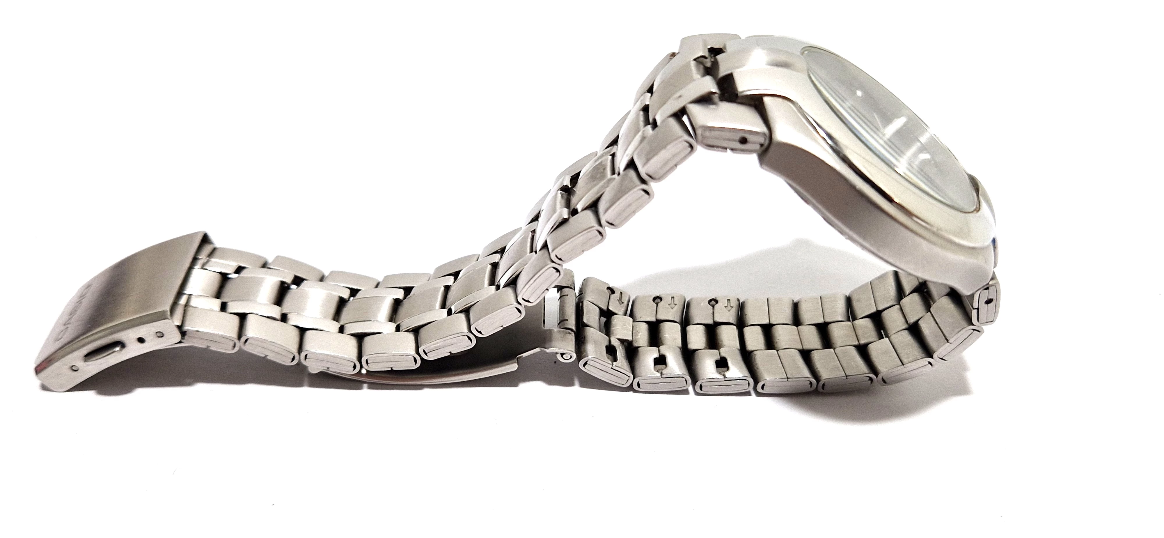 zegarek-casio-edifice-ef-304-5420-material-paska-129219-8