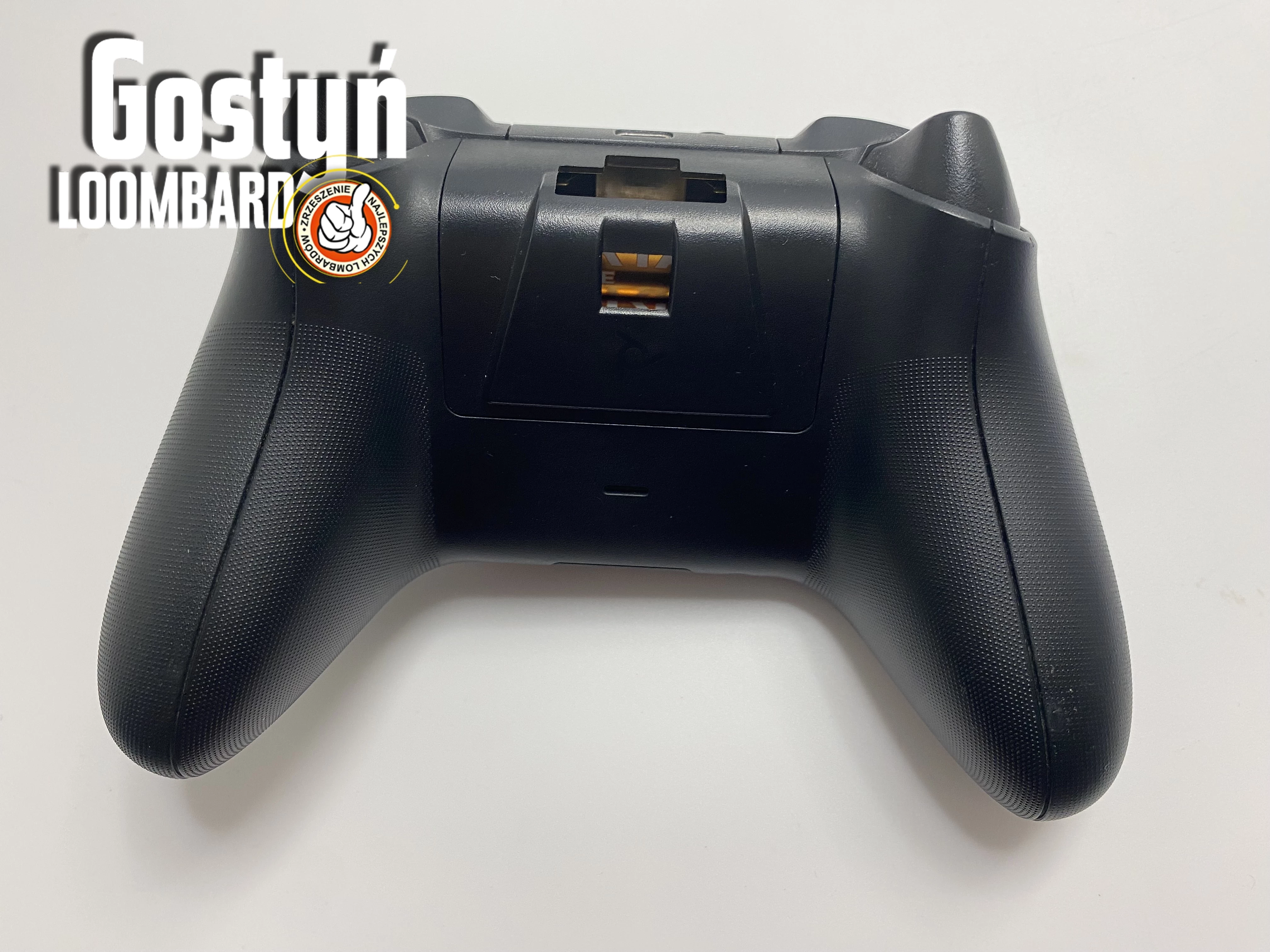 konsola-xbox-one-s-500-gb-pad-wersja-konsoli-130591-1