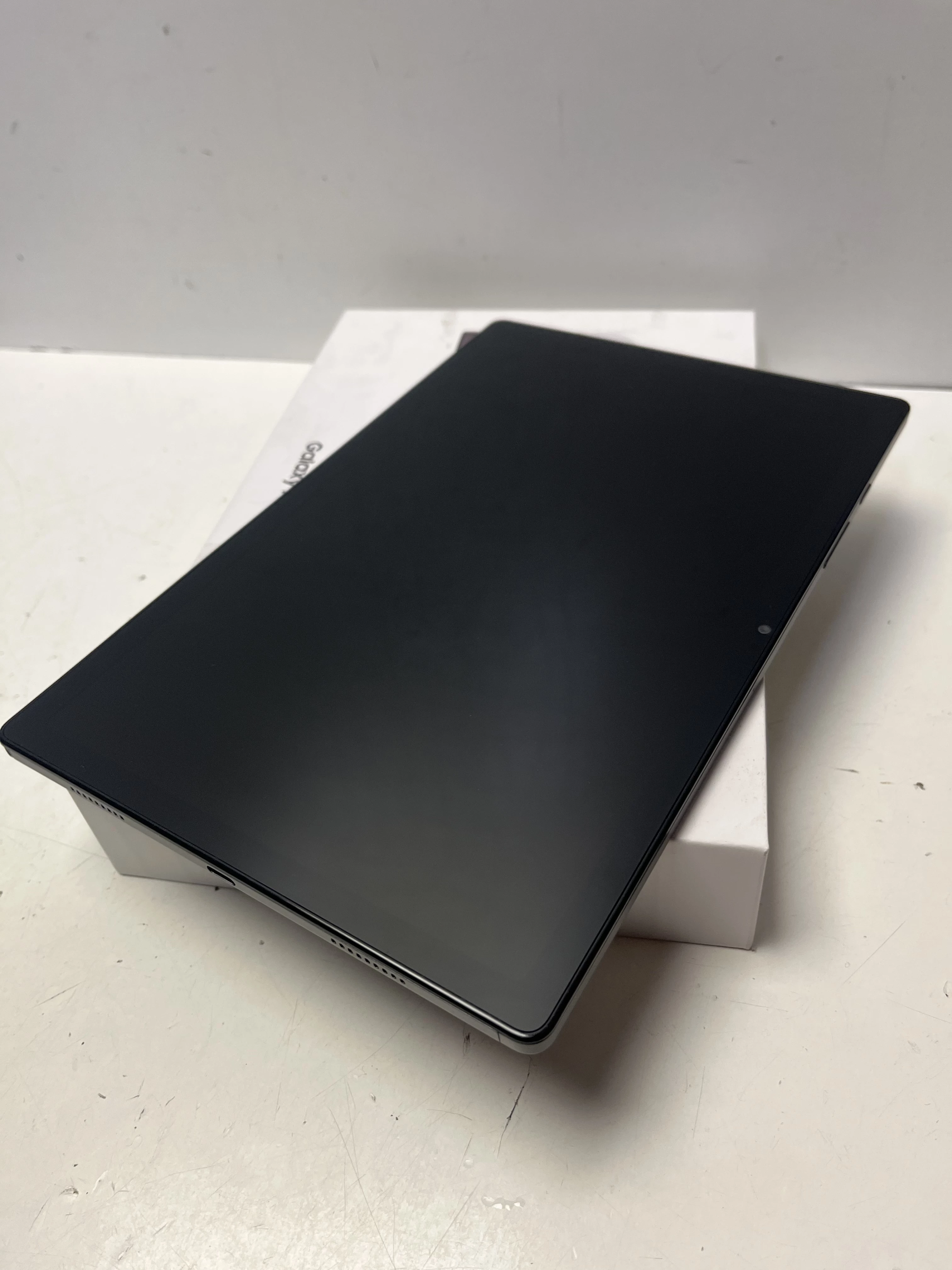 tablet-samsung-galaxy-tab-a8-332gb-komunikacja-219-2